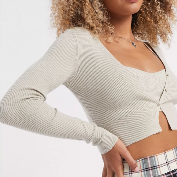 Bershka knitted cardigan + cami set in taupe - Picture 7 of 9